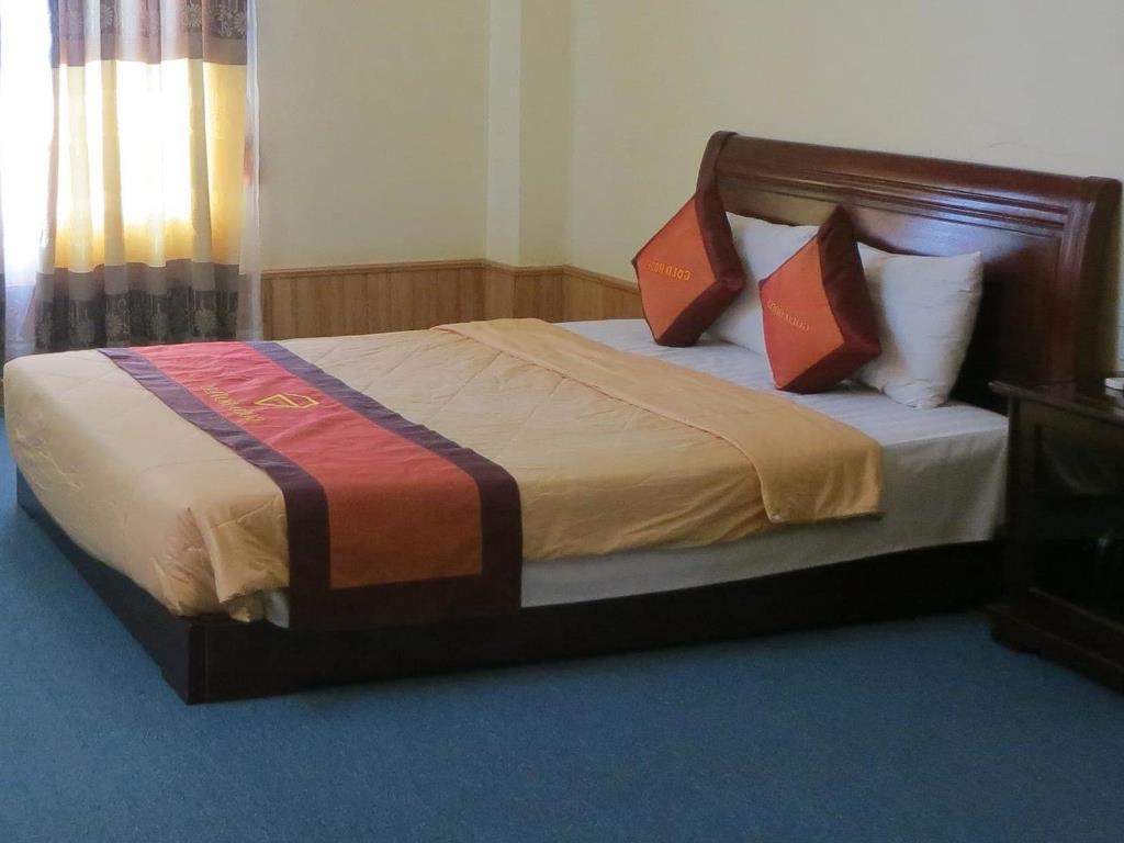 נין בין Gold Hotel מראה חיצוני תמונה