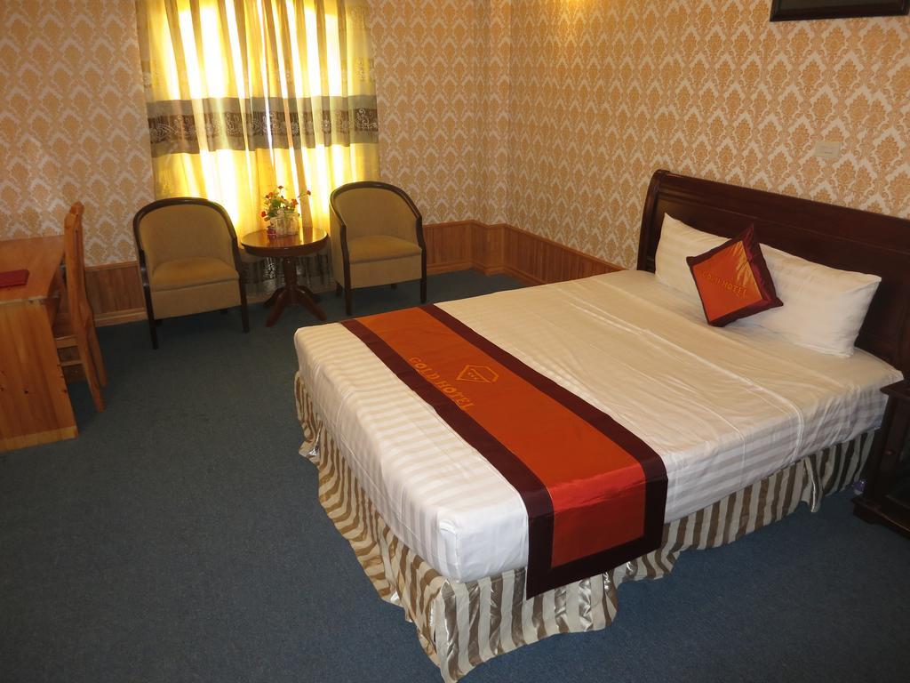 נין בין Gold Hotel מראה חיצוני תמונה